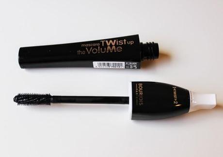 máscara de pestañas Twist Up the Volume