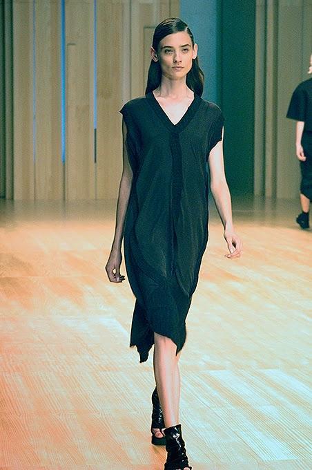 Presente, la nueva colección de Txell Miras