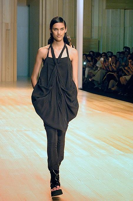 Presente, la nueva colección de Txell Miras