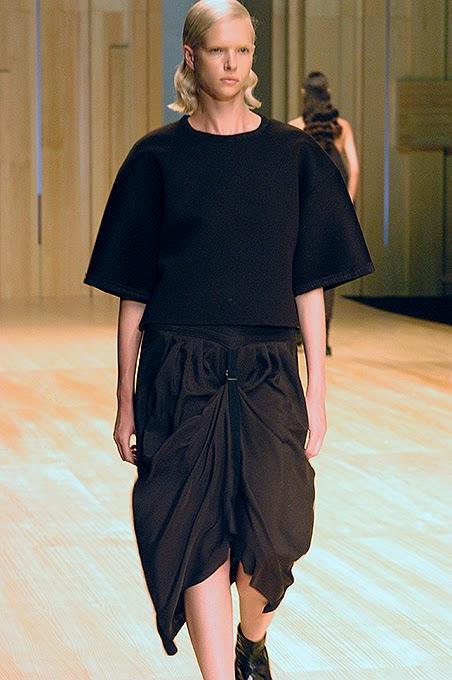 Presente, la nueva colección de Txell Miras