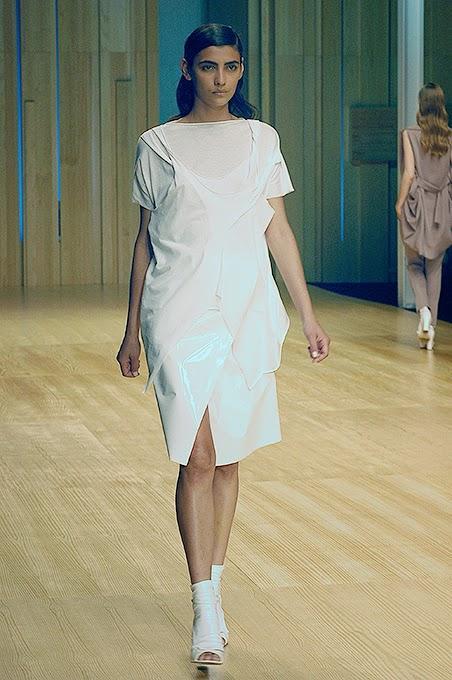 Presente, la nueva colección de Txell Miras