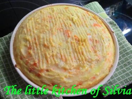 Merluza al horno con puré de zanahorias