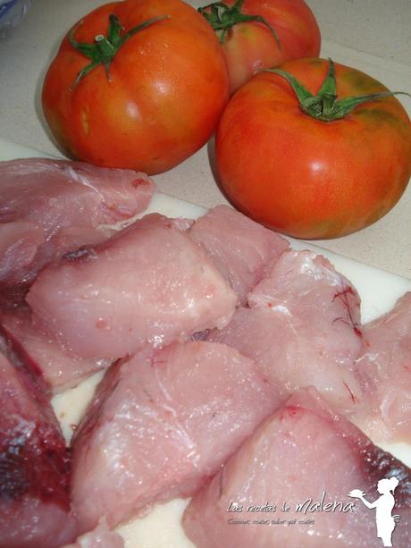 Bonito en salsa de tomate