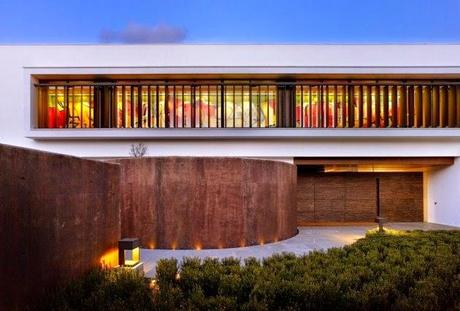 Residencia Minimalista en La Moraleja /  Minimal House in La Moraleja