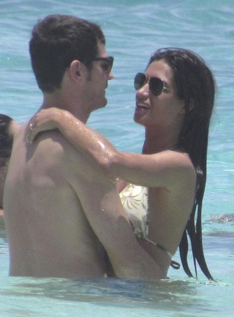 Iker Casillas y Sara Carbonero playa