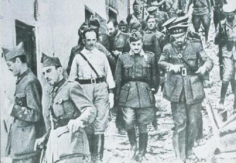 Liberación de El Alcázar : las razones políticas de una decisión estratégica