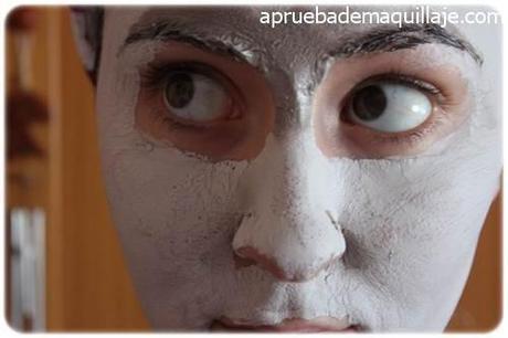 Mascarilla facial para reducir poros de arcilla blanca de ClaySpray