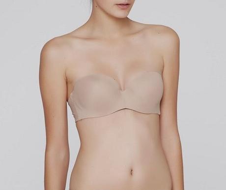 EN BUSCA DEL ESCOTE PERFECTO.-