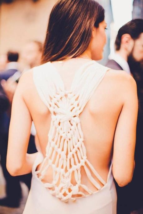 EN BUSCA DEL ESCOTE PERFECTO.-