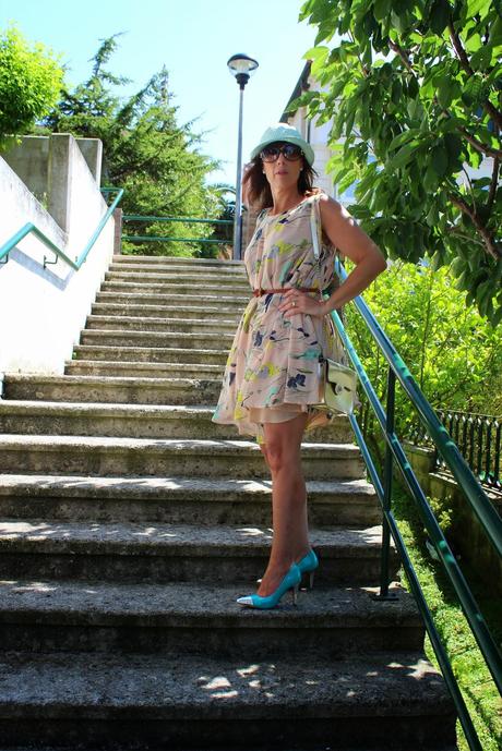 MIS LOOKS CON LUSSTRA - VESTIDO ESTAMPADO  ASIMÉTRICO