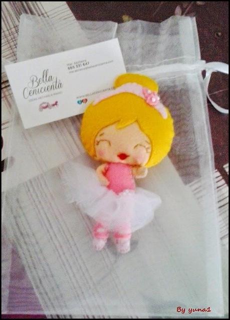 BROCHE DE BELLA CENICIENTA