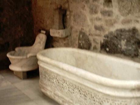 Lindos baños estilo romano