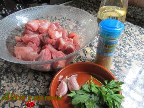 PINCHITOS DE MAGRO DE CERDO