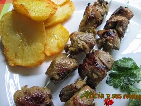 PINCHITOS DE MAGRO DE CERDO