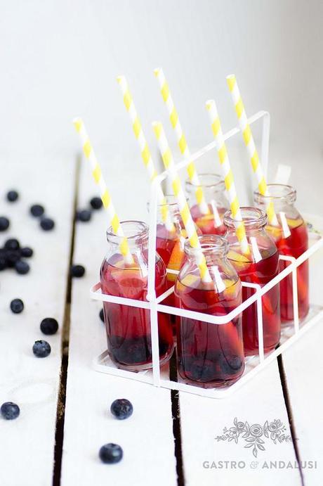 Limonada de té verde con arándanos