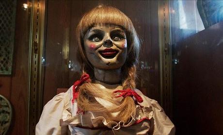 Odiarás la muñeca de porcelana de tu abuela tras el teaser tráiler de 'Annabelle'