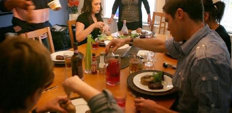 ALGUNOS BUENOS MODALES EN LA MESA