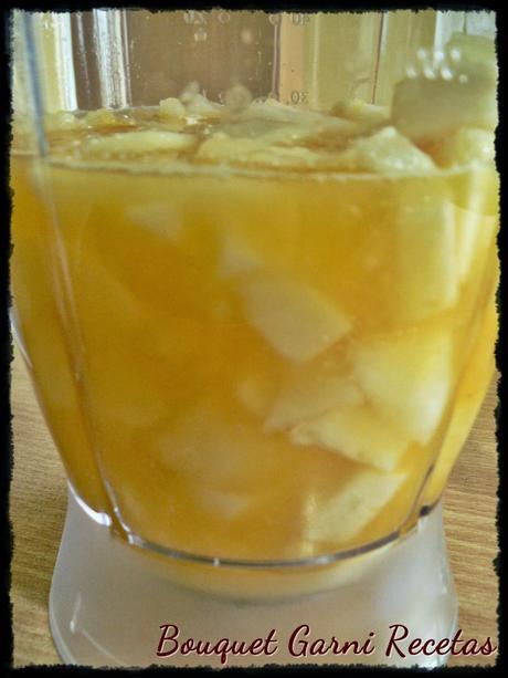 Jugo de peras y naranjas (o cómo la felicidad se puede concentrar en un vaso)