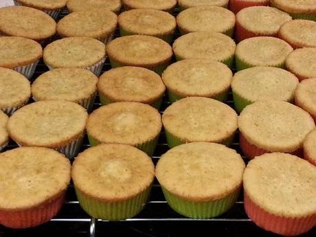 Cocina - Cupcakes de vainilla, chocolate y Magnolia Bakery