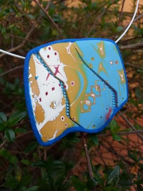 Arcilla - Colgante según Julie Picarello