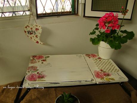 mesita para ordenador.....