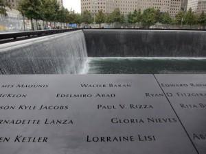 11-memorial-world-trade-center-finding-names