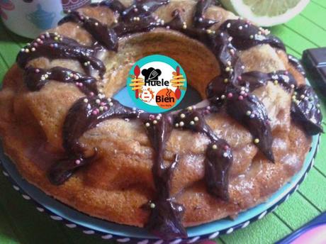 Pastel de limón y chocolate