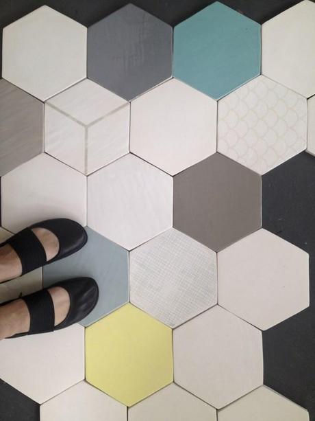 7 wallpapering tiles