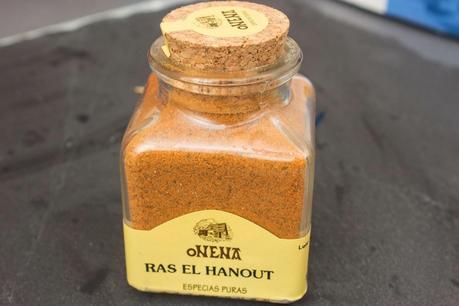 Lasaña india de raviolis de espinacas y melocotón