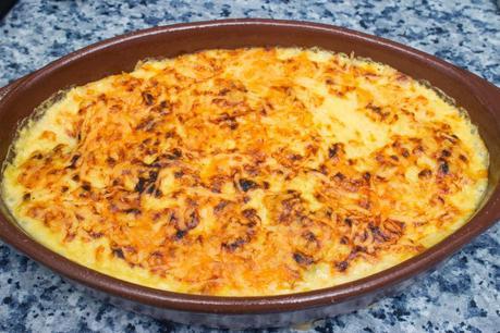 Lasaña india de raviolis de espinacas y melocotón