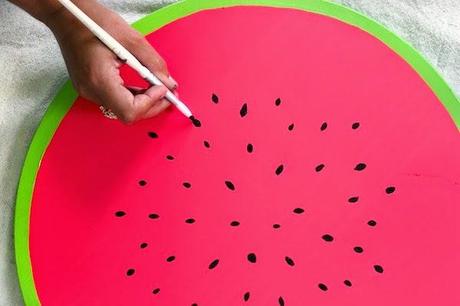 DIY......BANDEJA CON DIBUJO DE SANDÍA