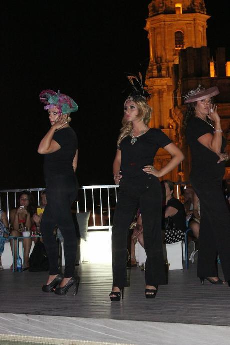 Desfile de Moda de la diseñadora Malagueña  Antonia Garcia Galiano organizado por Emma P. Lopez en la terraza del  Hotel Molina Lario en Malaga