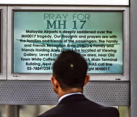 Malaysia Air Lines MH17 #PrayForMH17
