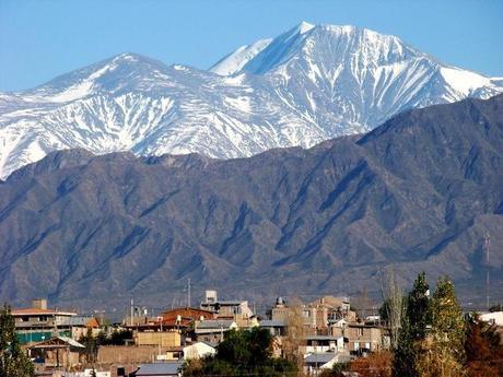 Chacras de Coria entre la nieve y degustaciones de excelentes vinos.