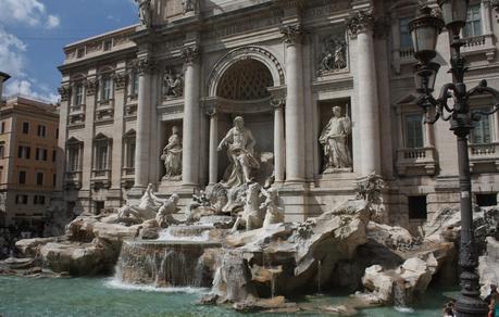 fontana di trevi