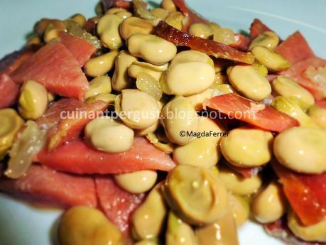 Habitas fritas con jamón