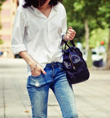 BAMBACamisa: Zara ManJeans: Pull & BearBolso: MangoZa...