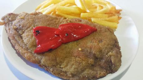 Cachopo Asturiano con Patatas Fritas