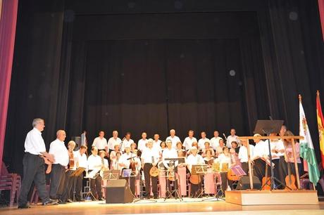 Actuaciones de la Masa Coral y Rondalla de Almadén en la Feria 2014