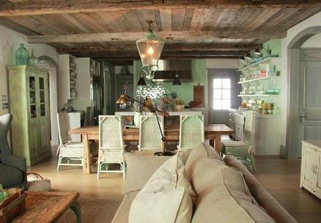 Casa Rustica en la Provenza /  Rustic House in Provence