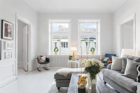 suelos de madera pintada de blanco estilo nórdico escandinavo decoración pisos suecos decoración de salones decoración de interiores decoración de comedores decoración blanco negro nórdico blog decoración nórdica 