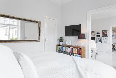 suelos de madera pintada de blanco estilo nórdico escandinavo decoración pisos suecos decoración de salones decoración de interiores decoración de comedores decoración blanco negro nórdico blog decoración nórdica 