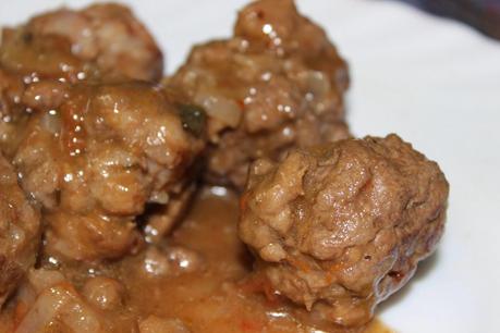 Albondigas de carrilleras en salsa de tomate reducida con vino Pedro Ximenez