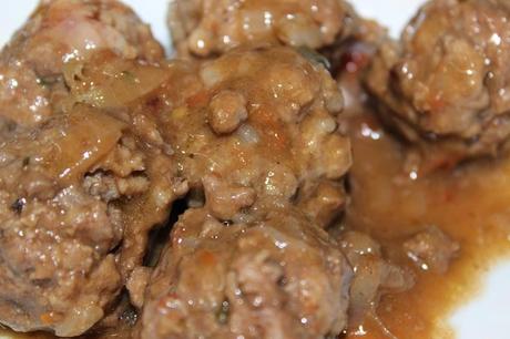 Albondigas de carrilleras en salsa de tomate reducida con vino Pedro Ximenez