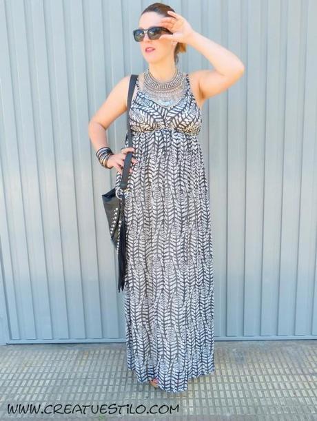 Vestido tribal en blanco y negro