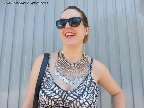 Vestido tribal en blanco y negro