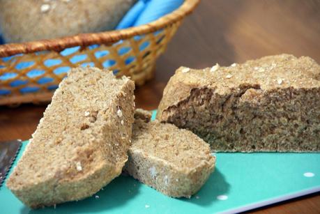 Pan Integral al Tomillo + Tutorial de Amasado