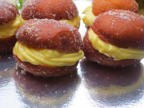 Bombas fritas, berlinesas o bolas de fraile