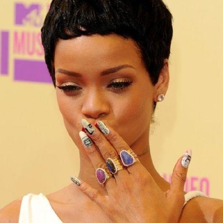 LRG Magazine - Nail Art - Rihanna LRG Magazine - Nail Art - Rihanna