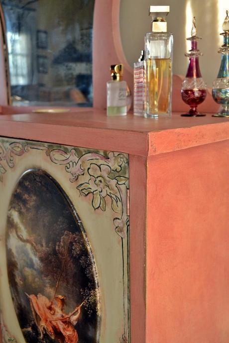 Paso a paso: cómo pensamos la transformacion del mueble tocador.